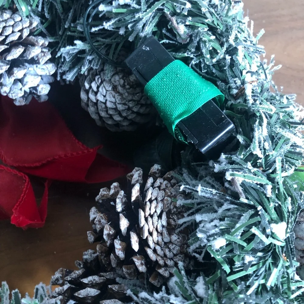12 inch light up decorated Christmas wreath